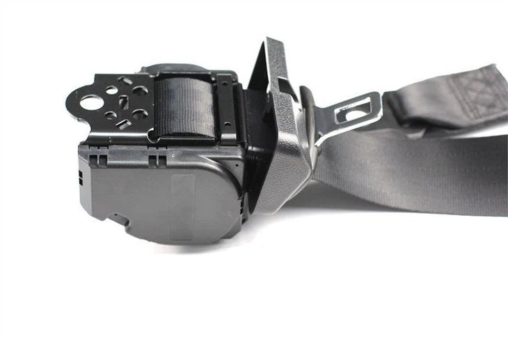 3 point seat belt(001)