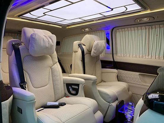 Mercedes-Benz V250 자동차 인테리어 커스터마이징